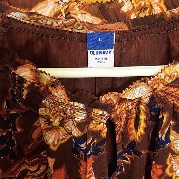 Womens Old Navy size Large fall colors, short sleeve top - Picture 2 of 11